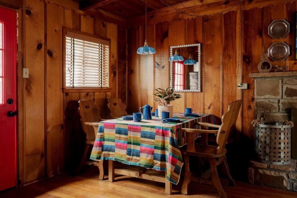 Twin Pines Casita - Big Yard, View, Porch, Hot Tub, & Charm Villa Ruidoso Eksteriør billede